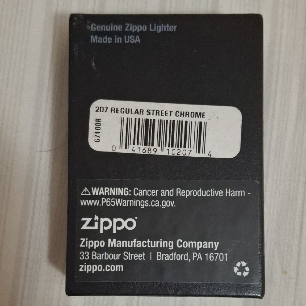 BUNDLE of 4 ZIPPO LIGHTERS - Picture 2 of 8